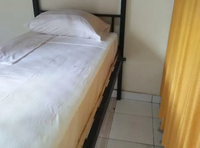 Kampung Hostal Amed